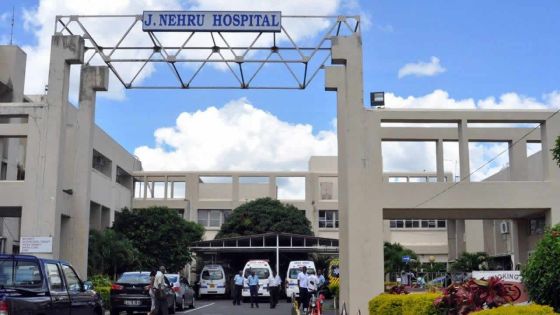 Pugilat à l’hôpital Jawaharlal-Nerhu