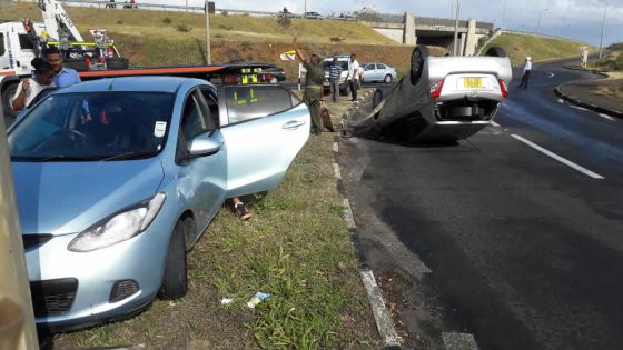 Ébène : accident spectaculaire