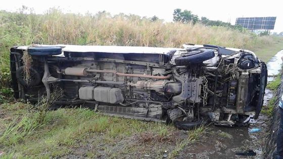 Belle-Rive : un van se renverse