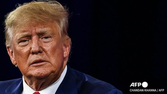 Inculpé au pénal, Trump va comparaître en justice, une première pour un ex-président américain