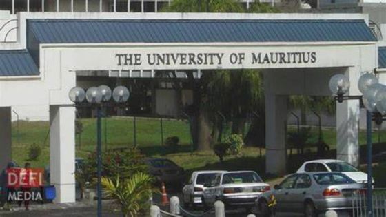 Adrien Duval à l'UOM : encourager les jeunes à participer à la démocratie parlementaire