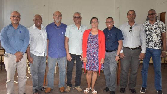 «Ne pas fixer les élections générales au mois de décembre», demande le père Gérard Mongelard au PM