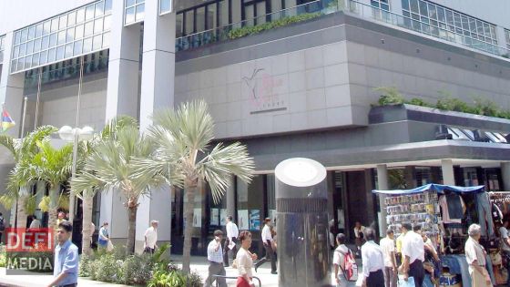 Non-paiement des allocations : manifestation des membres de la Casino Employees Union