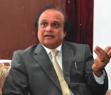 Me Ajay Daby commente les cas Dayal et Lutchmeenaraidoo