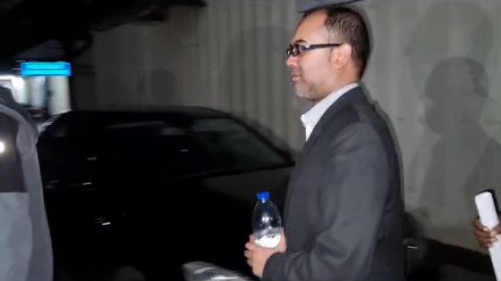 Arrêté par la SST, Akil Bissessur passera la nuit au centre de détention de Vacoas  