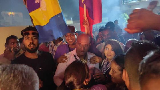 Alliance gouvernementale : un triomphe électoral aux allures de malaise démocratique