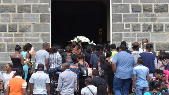 Crime à Cité Barkly : adieux déchirants à Anaïs Jean