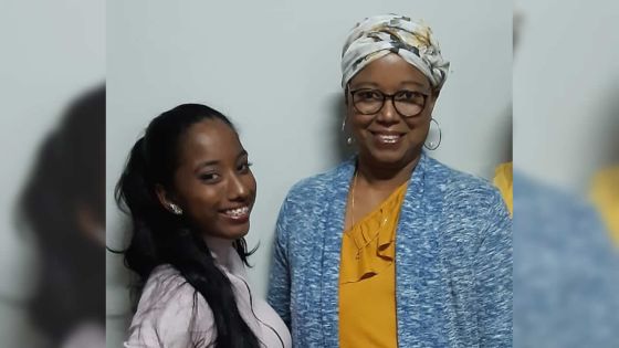 L’objectif d’une mère : Annick s’évertue pour que sa fille malentendante soit autonome