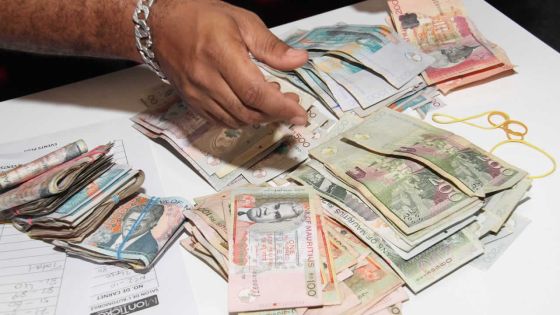 Selon le Special Allowance Bill : Le 14e mois peut être payé en 4 tranches