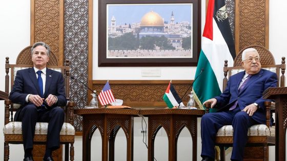 Blinken met en garde contre «le déplacement forcé» des Palestiniens de Gaza 