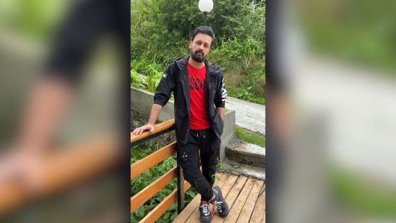 Wakashio : le chanteur Atif Aslam solidaire des Mauriciens 
