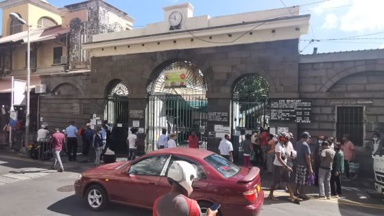 Marché de Port-Louis : des tests PCR effectués sur l’ensemble des maraîchers et leurs employés ce jeudi