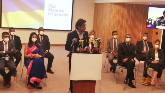 Nando Bodha lance son parti politique, suivez sa conférence de presse