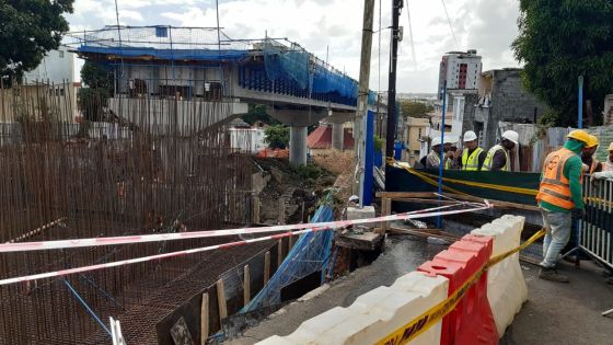 Port-Louis, La Butte : effondrement d’une partie des barricades en tôles sur le site du Metro Express
