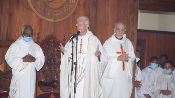 Naufrage du Wakashio : «Cette épreuve a déclenché un beau sursaut patriotique de la société civile», dit le cardinal Piat