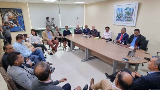 Allégations de Sherry Singh contre le PM : réunion des parlementaires de l’opposition au bureau de XLD