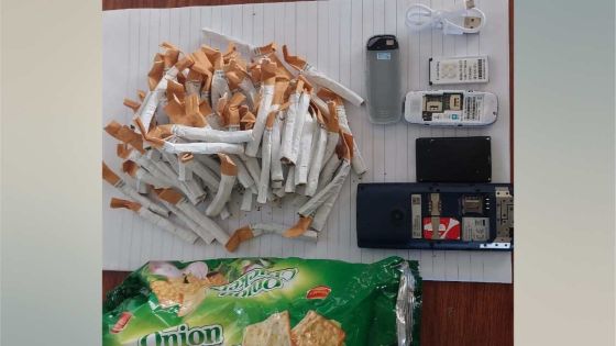 Prison de Beau-Bassin : Des objets interdits découverts dans un sachet de biscuits