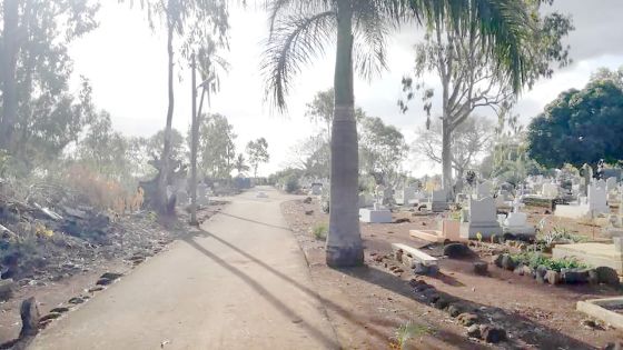 Cimetières : absence d’éclairage, murs bas et portails entrouverts favorisent l’entrée des malfaiteurs