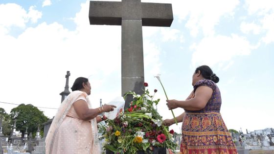 Fête des morts : l’importation de fleurs affectée par la Covid-19, selon des commerçants