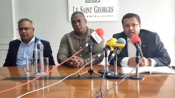 Suivez la conférence de presse de Bruneau Laurette