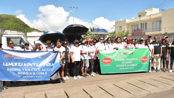 Marche contre la violence domestique - nos femmes, nos enfants : plus jamais victimes