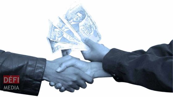 Problèmes de gouvernance - fraude et corruption : les fonctionnaires essuient de nouvelles accusations 