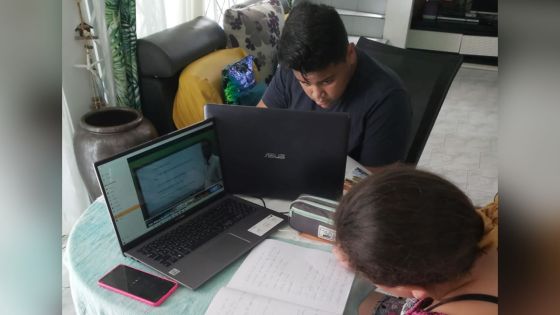 L’école à la maison : les 10 premiers jours de la troisième fermeture des écoles 