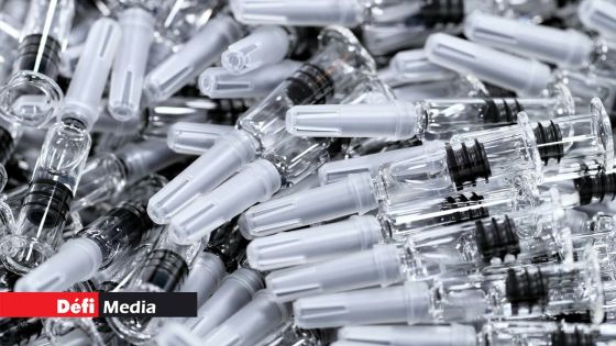 Covid-19 : 200 000 doses du vaccin Covaxin arrivent de l’Inde demain matin, annonce Jagutpal