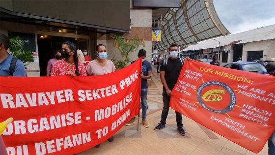 Port-Louis : manifestation de la CTSP devant le ministère du Travail