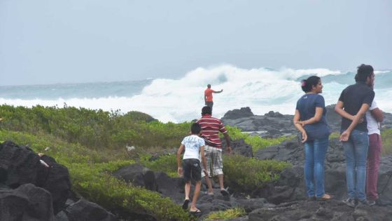 Météo : «Montée anormale du niveau de la mer d'environ 40 cm ce dimanche», prévient la station de Vacoas