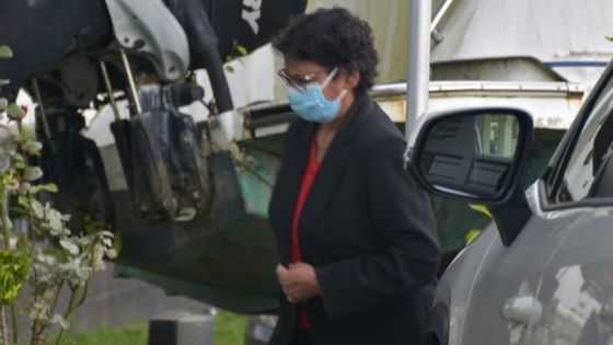 Affaire Molnupiravir : l’ex-Senior Chief Executive et le Principal Pharmacist de la Santé interrogés