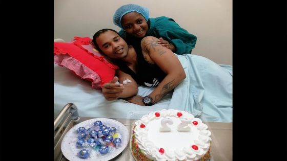 Paraplégique, Danilo fait danser sa compagne de son fauteuil roulant sur «Zoli»