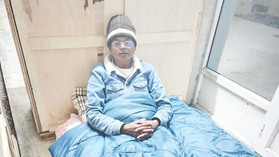 Pension à 65 ans : en grève de la faim, Dave Kissoondoyal dénonce «une réforme injuste»