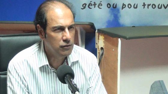 Education : Steven Obeegadoo dénonce la façon de faire de Leela Devi Dookun-Luchoomun