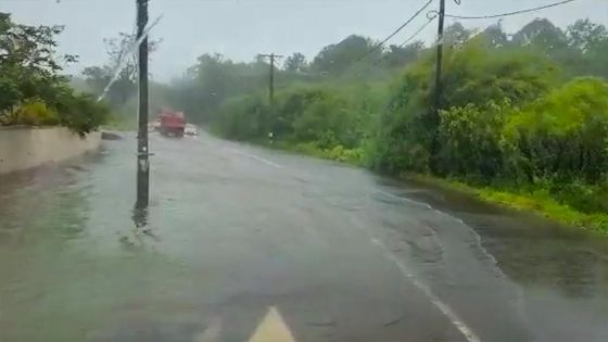 Intempéries : grosse accumulation d’eau à Mare-aux-Vacoas