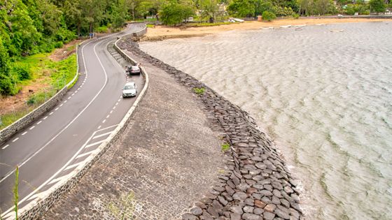 Des routes aux réseaux : Maurice se pose en modèle d’infrastructures en Afrique