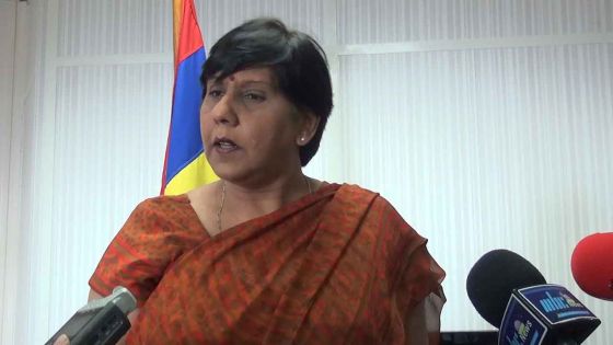 Cinq ‘credits’ pour passer en Lower 6 : « Les élèves doivent faire plus d’effort », souligne Leela Devi Dookun-Luchoomun 