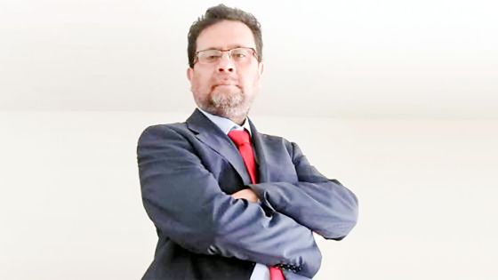 Shafick Osman sur la révision salariale des conseillers ministériels : «C’est un affront aux citoyens»