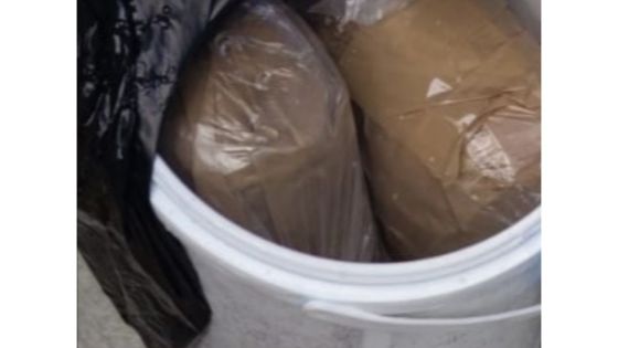 Au large de Baie-du-Tombeau : saisie de Rs 18 millions d’héroïne