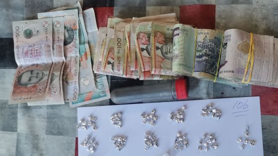 Drogue : 183 doses d'héroïne saisies sur un jeune à Quatre-Bornes