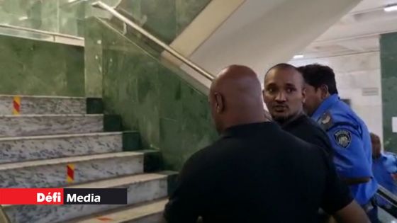 La liberté sous caution accordée à Dominique Seedeeal