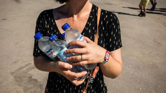 La France assommée par une canicule inédite, 84 départements en vigilance orange lundi