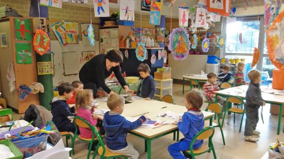 Gratuité du préscolaire en 2024 : Les parents déboursent Rs 1 000 à Rs 10 000 par mois actuellement