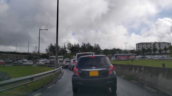 Phoenix : la circulation en direction de Port-Louis perturbée