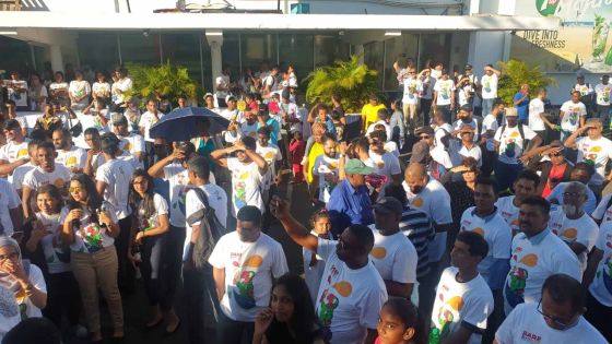 J – 8 : la flamme des JIOI sillonne la Ville des Fleurs