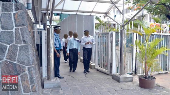 Proches malades : nouvelles politiques de congés pour les fonctionnaires 