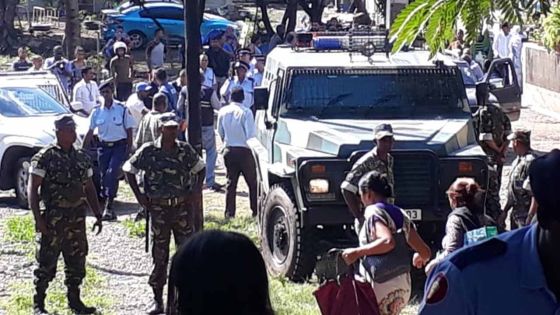 Meurtre de Swaley Futta : une foule hostile s'en prend à des policiers, des projectiles lancés sur un suspect