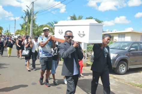 Agression mortelle à Albion : adieux émouvants au jeune Zidan Purmessur