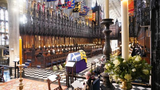 Elizabeth II entourée de sa famille pour les adieux au prince Philip