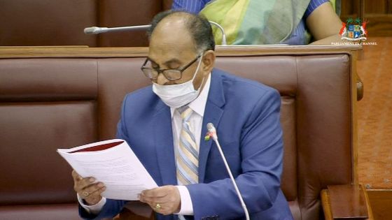 «Aucun gouvernement jusqu'ici n'a fait face à une crise d'une telle magnitude», déclare Alan Ganoo